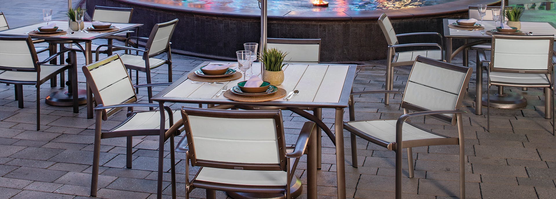 outdoor dining chairs and tables