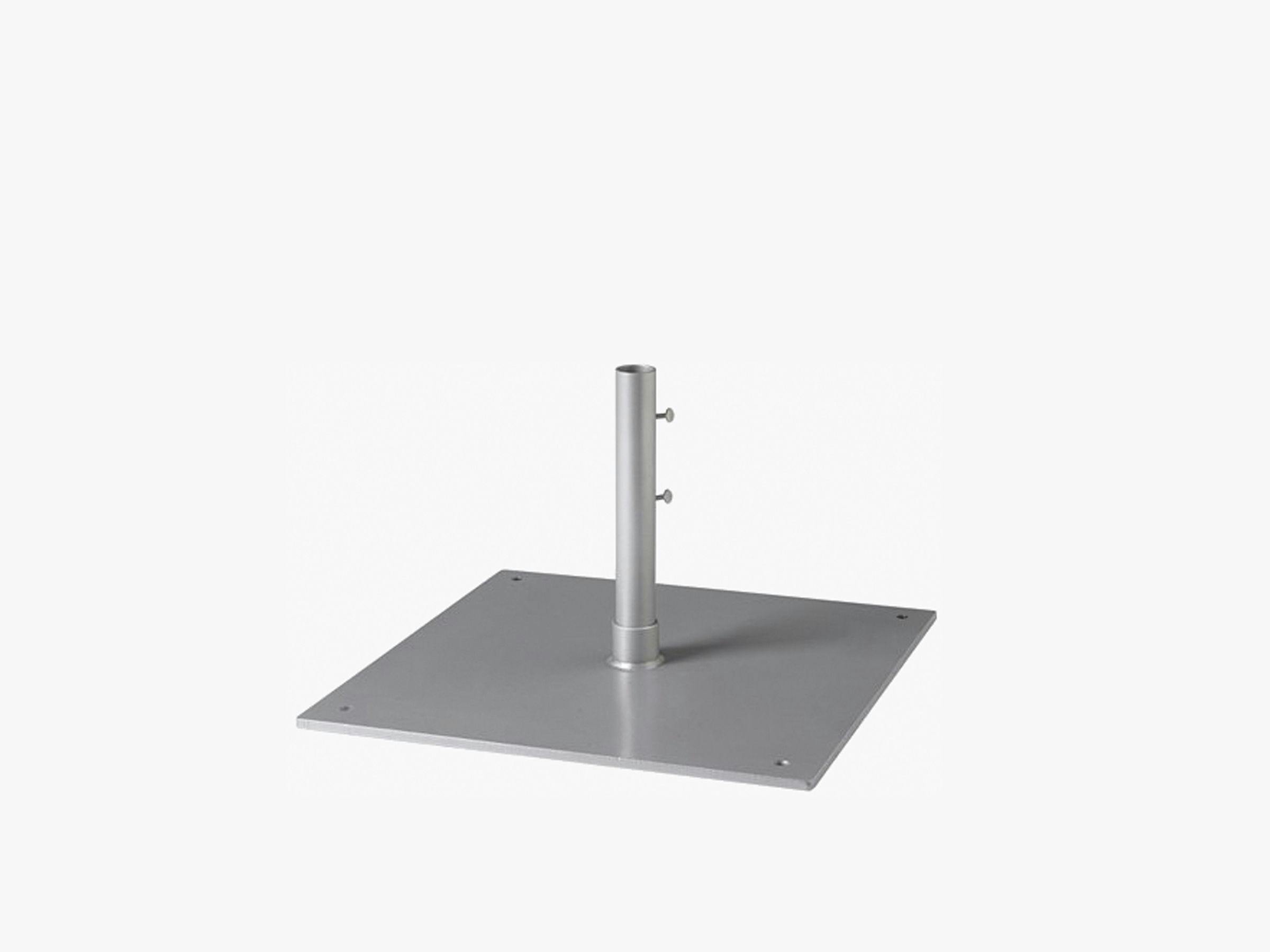 Steel Plate Base, 24" Square, 1.5" Pole, Free Standing